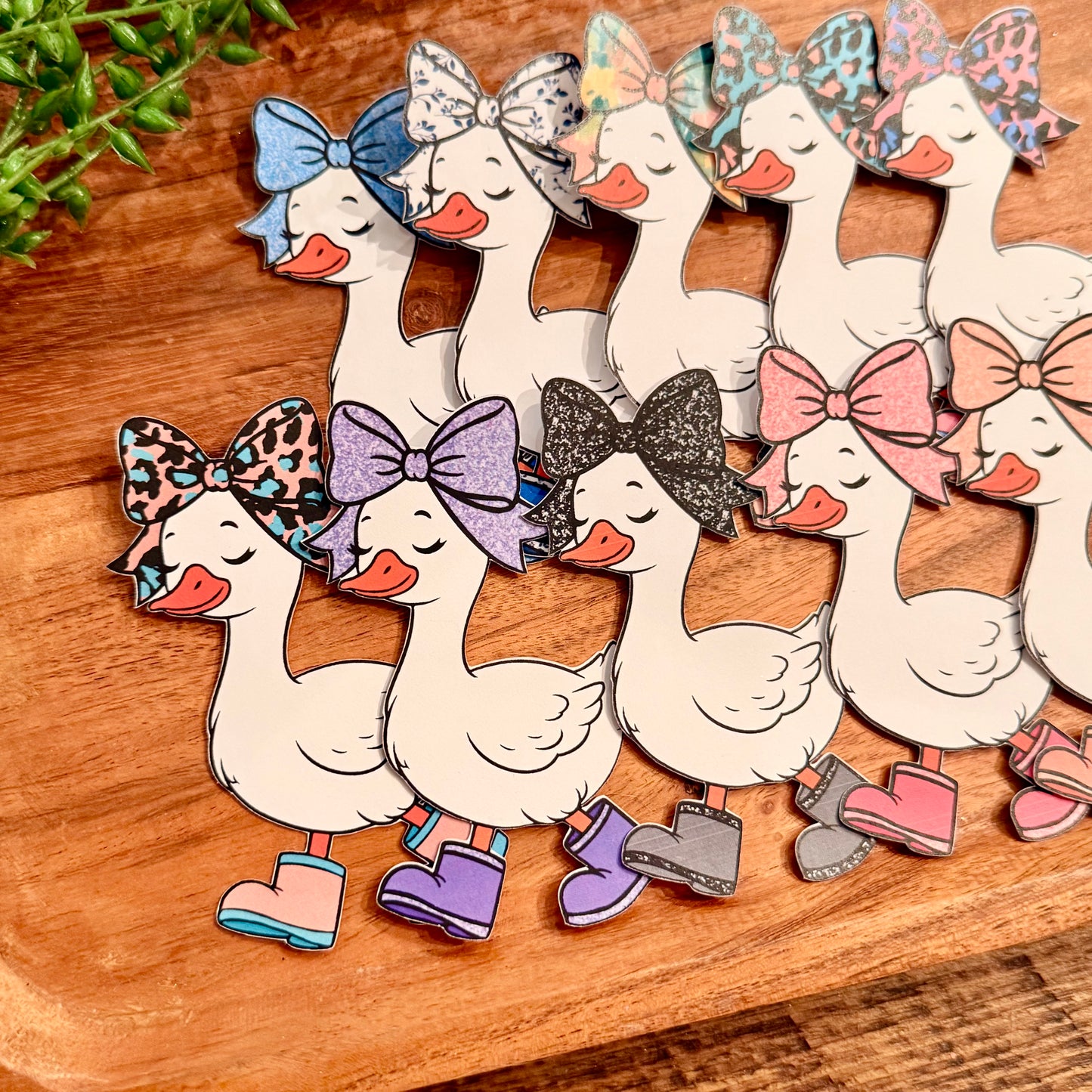 Sweet Duck with Bow CARDSTOCK